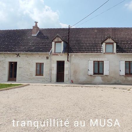 Tranquillité au Musa Meusnes Extérieur photo